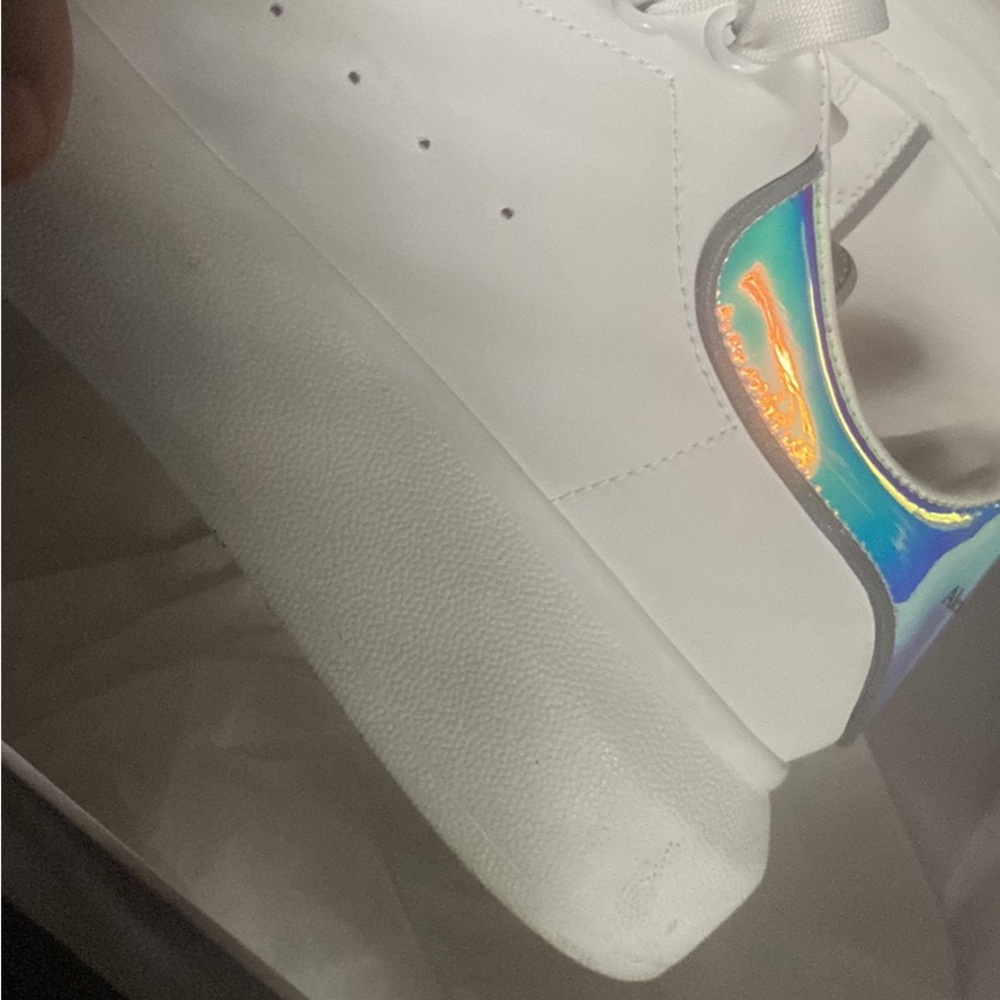 Holographic Alexander Mcqueens